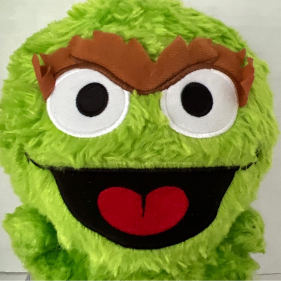 Sesame Street Oscar the Grouch Plush 50th Anniversary 2019 50 Years Counting 10” - Picture 2 of 7